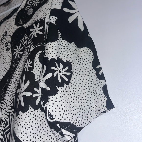 Women's Wahine Toa blouse black and white size small - Picture 4 of 10
